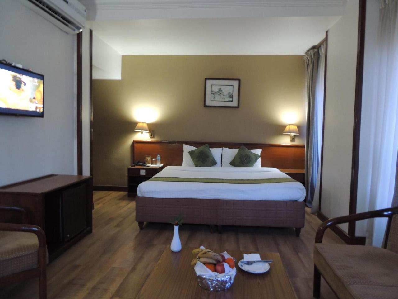 Hotel Nirvana Bhairāhawā Εξωτερικό φωτογραφία