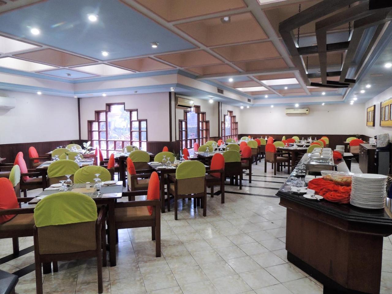 Hotel Nirvana Bhairāhawā Εξωτερικό φωτογραφία