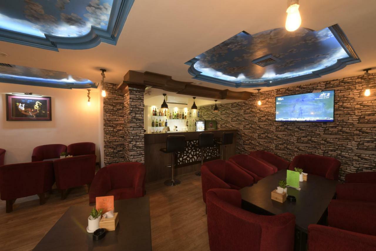 Hotel Nirvana Bhairāhawā Εξωτερικό φωτογραφία